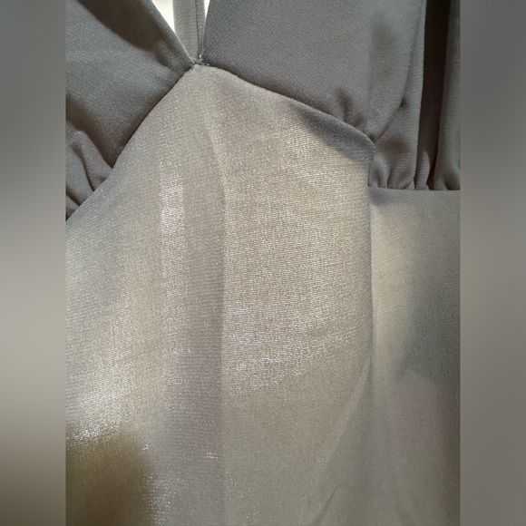 Cute top - Picture 3 of 3